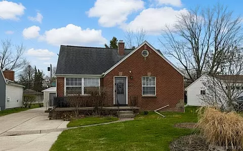 723 Longmeadow Rd, Amherst, NY 14226