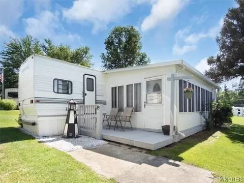 7945 Lake Rd, Sodus, NY 14555