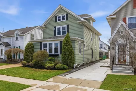 293 Wardman Rd, Buffalo, NY 14217