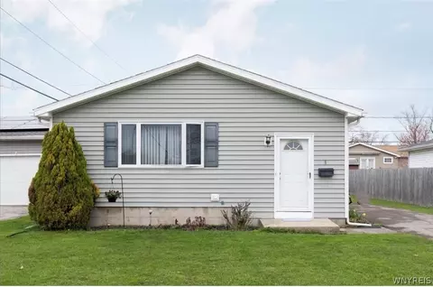 8 E Toulon Dr, Cheektowaga, NY 14227