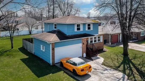 91 Cottonwood Dr, Amherst, NY 14221
