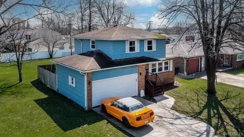 91 Cottonwood Dr, Amherst, NY 14221