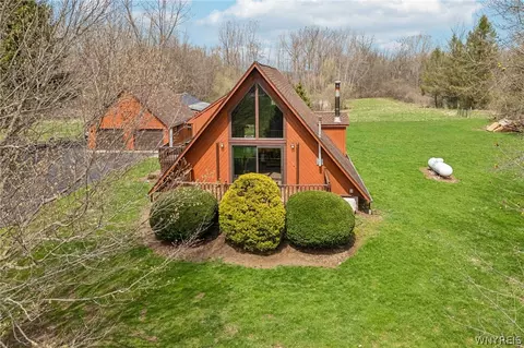 14125 W Barre Rd, Barre, NY 14411