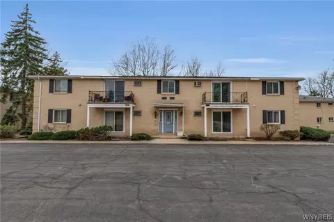 1176 Indian Church Rd #27, West Seneca, NY 14224
