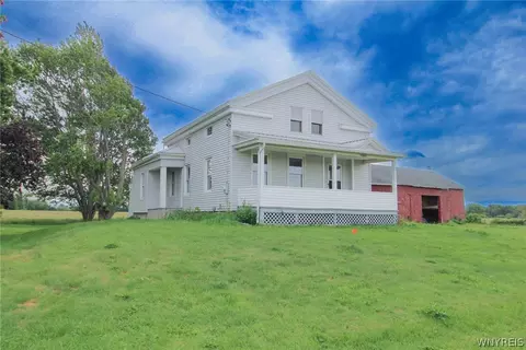 15634 Lakeshore Rd, Kendall, NY 14476
