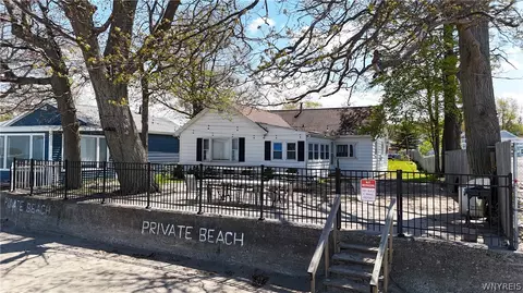 8926 Lake Shore Rd, Evans, NY 14006
