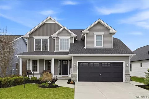 108 Waterway Ln, Amherst, NY 14228