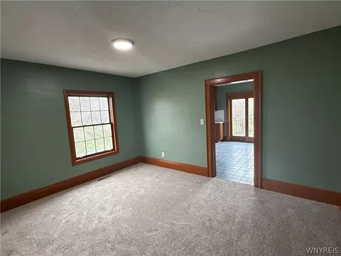 Living - 1861 Hess Rd, Appleton, NY 14008 photo 3 of 4