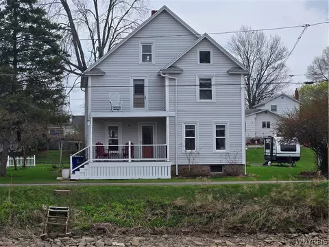 507 Canal St, Ridgeway, NY 14103