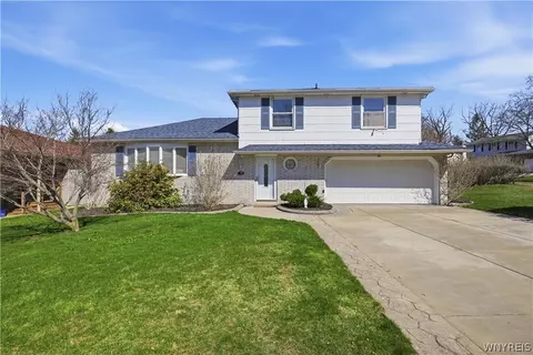 48 Hillview, West Seneca, NY 14224