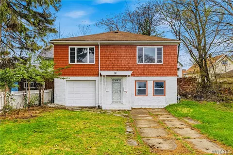 6 Palos Pl, Buffalo, NY 14215