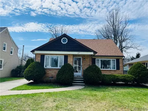 309 Bernhardt Dr, Amherst, NY 14226