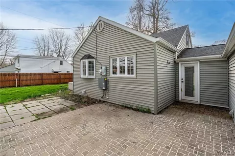 Exterior - 4357 Barton Rd, Clarence, NY 14031 photo 3 of 7