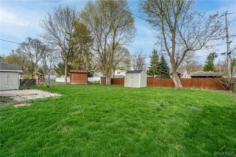 Exterior - 4357 Barton Rd, Clarence, NY 14031 photo 6 of 7