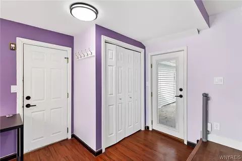 Entry Way - 4357 Barton Rd, Clarence, NY 14031 photo 3 of 5