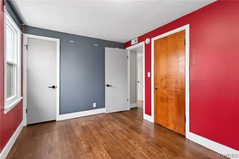 Bedroom - 4357 Barton Rd, Clarence, NY 14031 photo 3 of 7