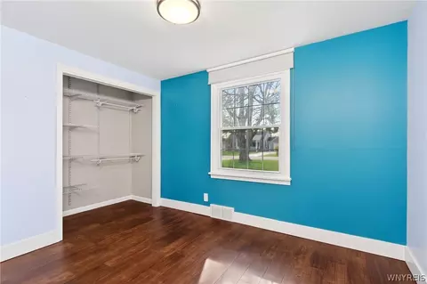 Bedroom - 4357 Barton Rd, Clarence, NY 14031 photo 4 of 7