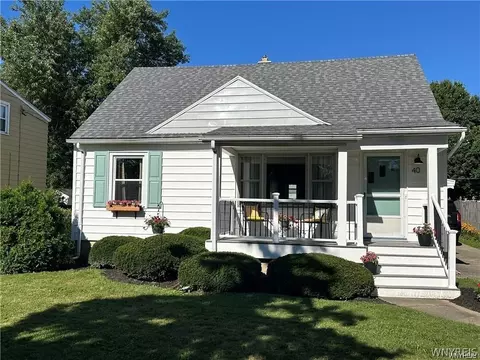 40 Oehman Blvd, Cheektowaga, NY 14225