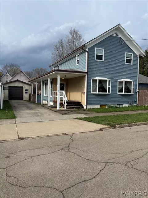 71 Friendship St, Bolivar, NY 14715