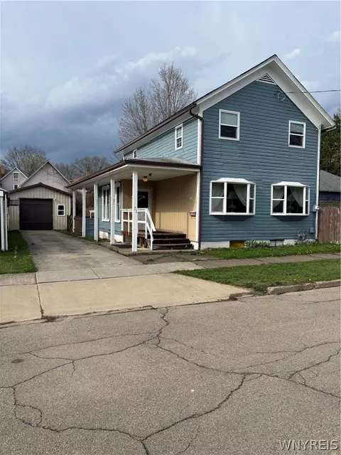 71 Friendship St, Bolivar, NY 14715