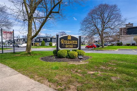 124 Harrogate, Amherst, NY 14221