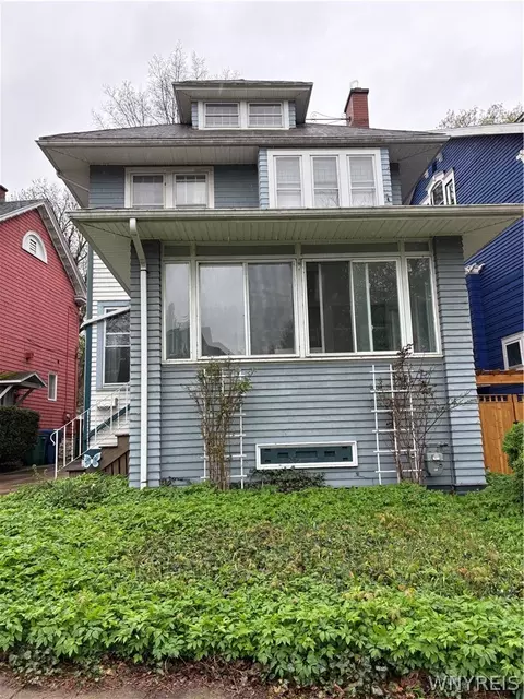 84 W Oakwood Pl #S, Buffalo, NY 14214