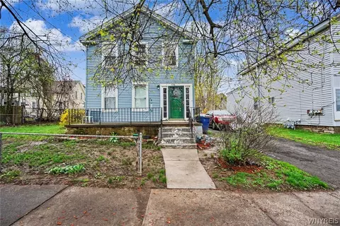 149 Green St, Lockport, NY 14094