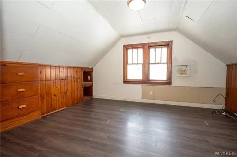 Bedroom - 884 Eagle St #N, Buffalo, NY 14210 photo 8 of 11