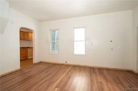 Living - 884 Eagle St #N, Buffalo, NY 14210 photo 5 of 8
