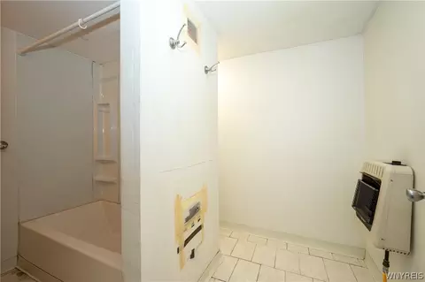 Bath - 884 Eagle St #N, Buffalo, NY 14210 photo 3 of 3