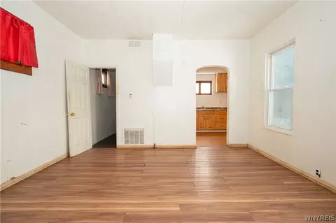 Living - 884 Eagle St #N, Buffalo, NY 14210 photo 4 of 8