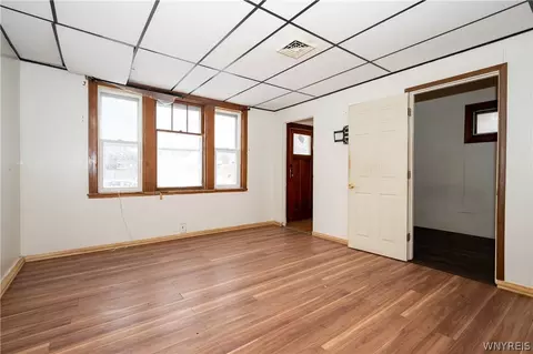Living - 884 Eagle St #N, Buffalo, NY 14210 photo 7 of 8