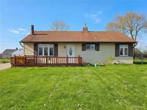 24 La Salle Ct, Grand Island, NY 14072