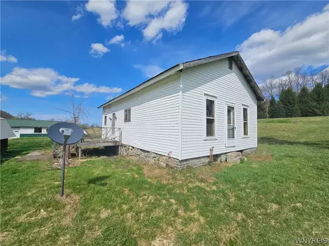 7829 Jersey Hollow Rd, Mansfield, NY 14755