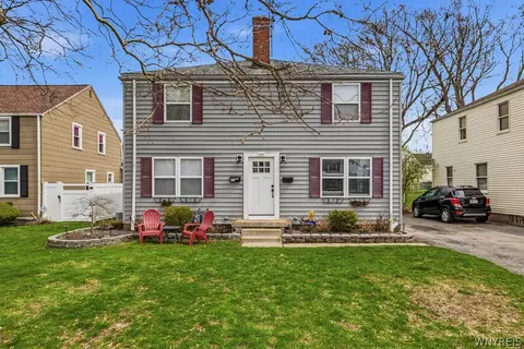 955 Beach Rd, Cheektowaga, NY 14225