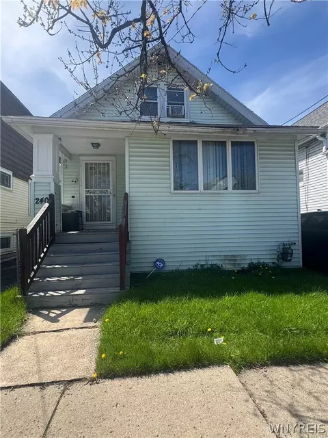 240 Hagen St, Buffalo, NY 14215