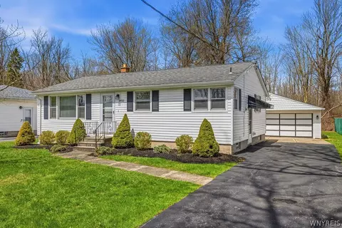 1452 Sherwood Ave, North Tonawanda, NY 14120