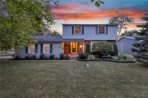 56 Labelle Ter, Amherst, NY 14228