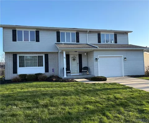 121 Northridge Dr, West Seneca, NY 14224