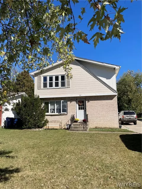 341 Sundridge Dr, Amherst, NY 14228