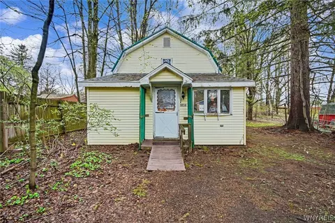 12210 Church St, Yorkshire, NY 14173