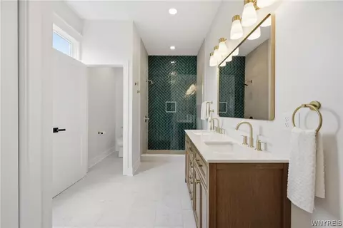 Bath - 4350 Mapleton Rd, Pendleton, NY 14094 photo 1 of 4