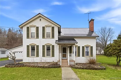 31 Johnson St, Persia, NY 14070