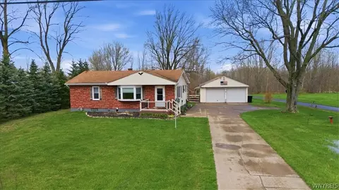 12314 Genesee St, Alden, NY 14004