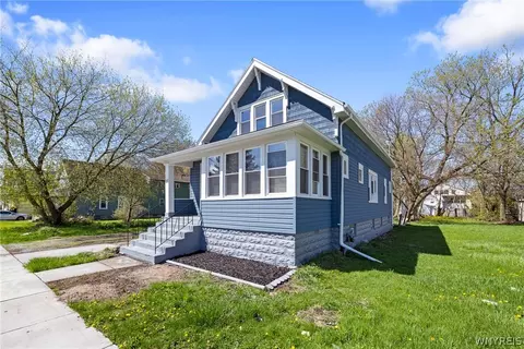 66 Andrews Ave, Cheektowaga, NY 14225
