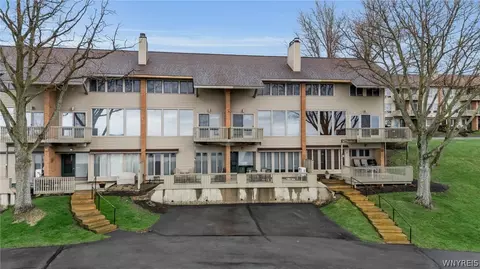 17 Seneca Dr #D, Chautauqua, NY 14728