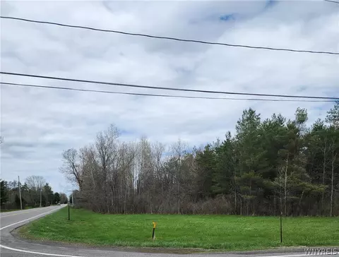 Gabbey Road, Pembroke, NY 14036
