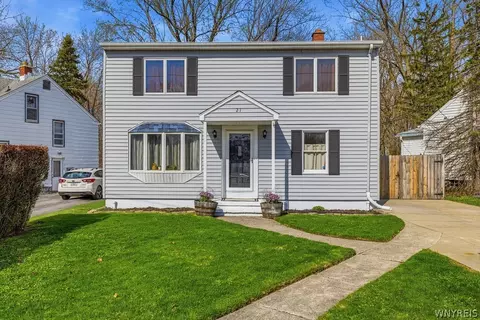 21 Pritchard St, Buffalo, NY 14210