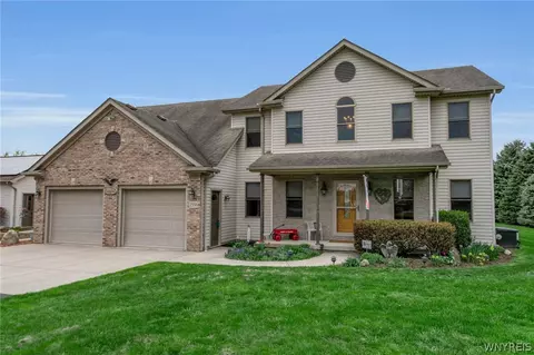 2338 Eldridge Rd, East Aurora, NY 14052