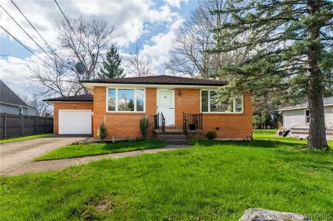 410 Bauman Rd, Amherst, NY 14221